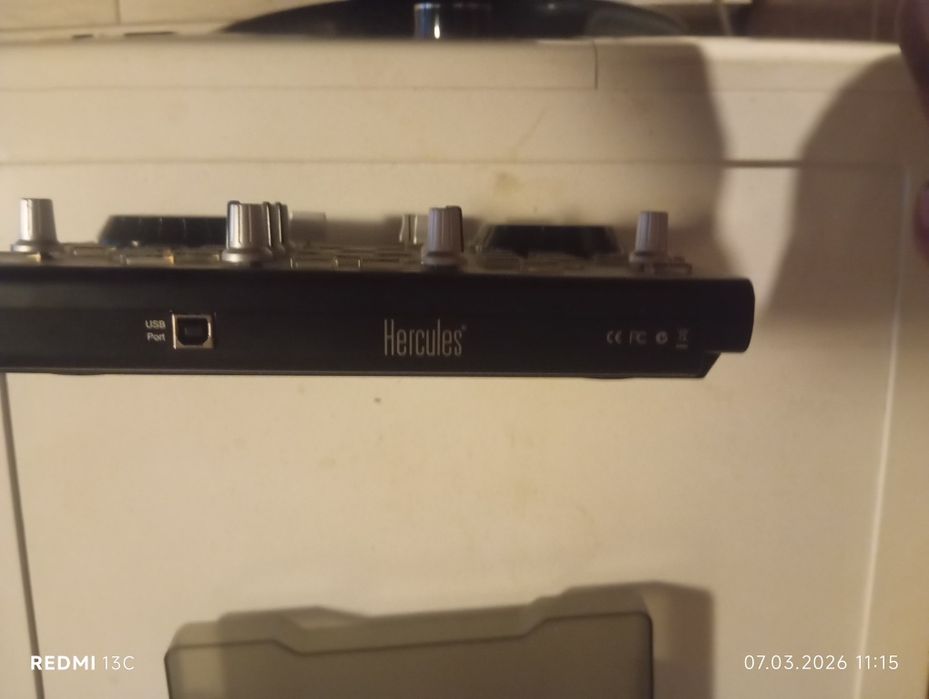 Consola Hercules DJ control mp3 e2