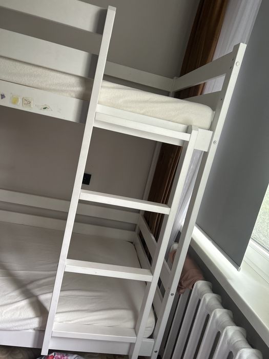 Продом 2-х ярусная  детский кровать