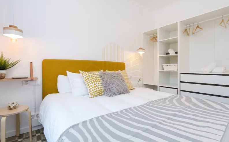 Дава се под наем Тристаен апартамент в Пловдив, Център - 75 кв.м за 209.1 € - Снимка #1