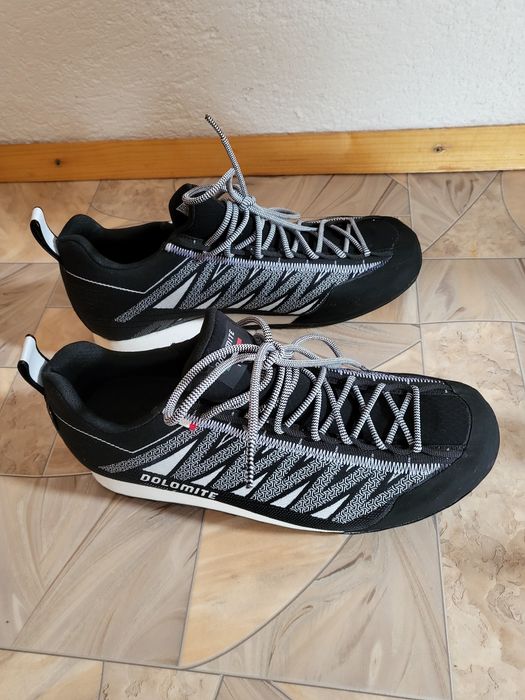 Нови обувки Dolomite