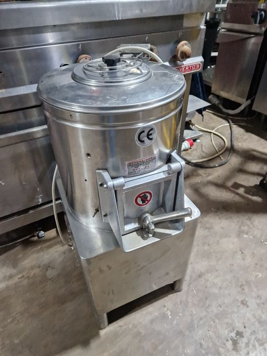 Cuptor pizza 2 camere,  la 380v, 44 pizza, aparate fast food