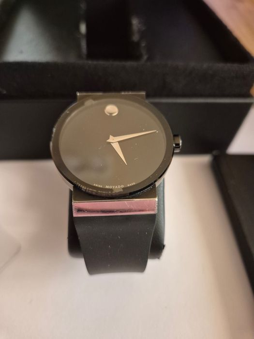 Ceas Movado Sapphire Synergy