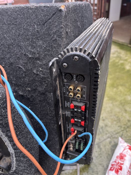 Subwoofer auto blaupunkt