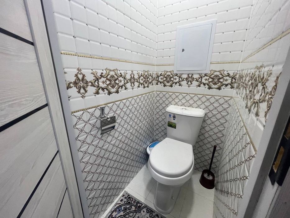 Сдается 2х комнатная квартира
С обстановкой 
В горде Алмалыке