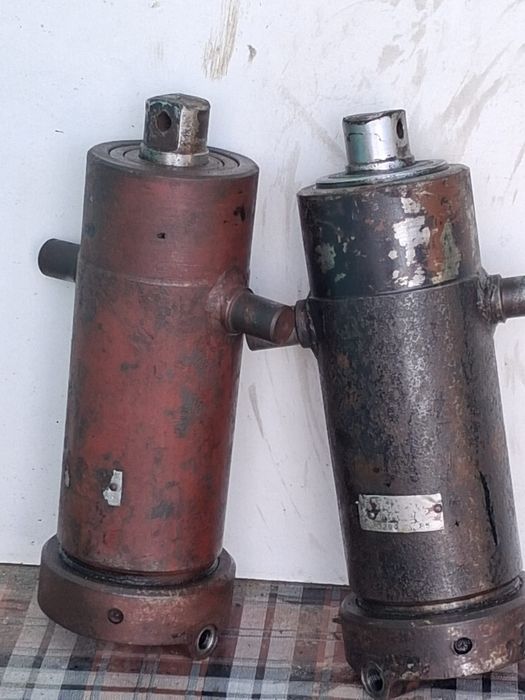 Cilindri trei elementi remorca 5 tone romaneasca .