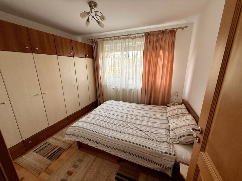 PROPRIETAR inchiriez apartament cu 4 camere, zona Circumvalatiunii