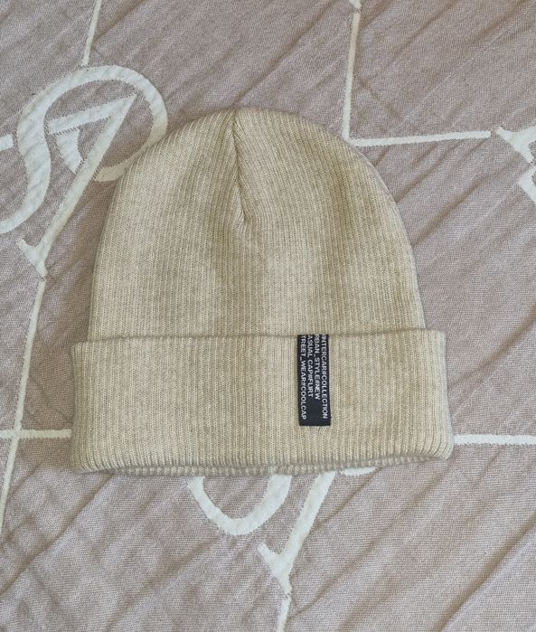 Căciulă, în stare bună.