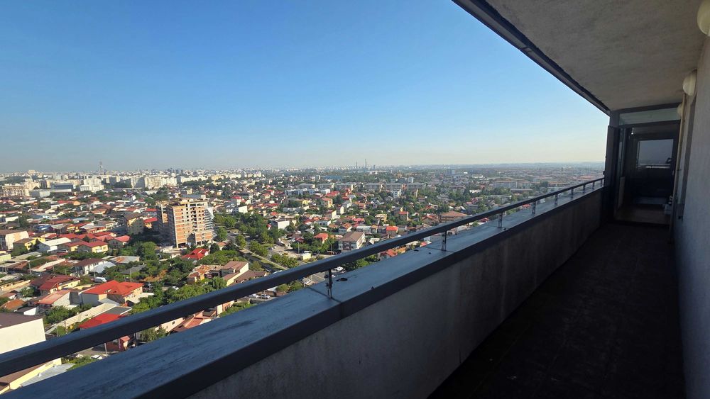 Proprietar apartament 3 camere de inchiriat 96 mp etaj 17/20 metrou Dimitrie Leonida vedere libera