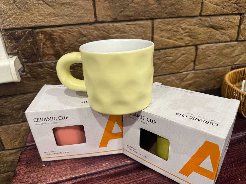 Двуцветные кружки новые 2+1