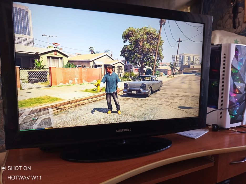 Продам телевизор