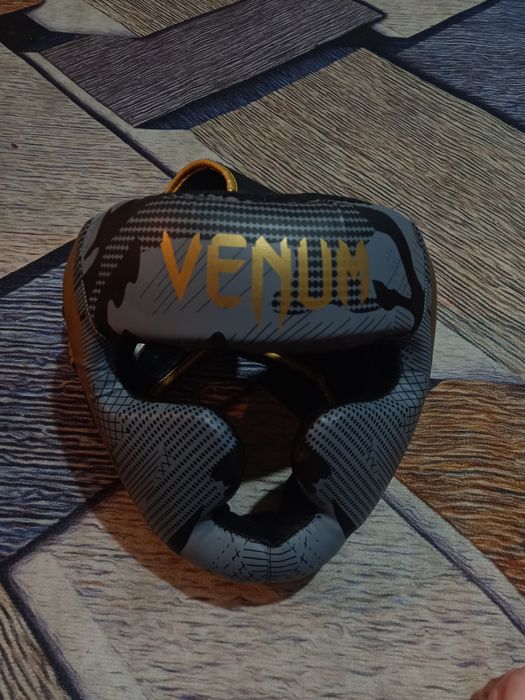 Шлем для спарингов Venum
