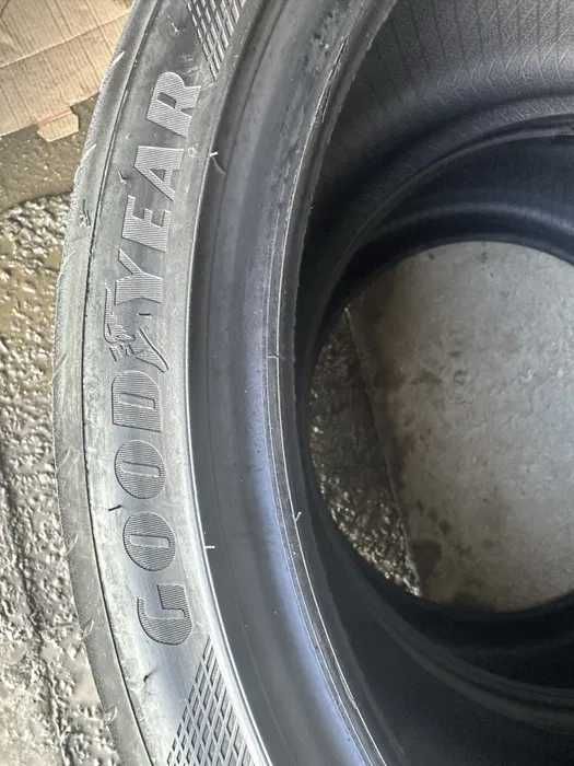 295/30 R20 Goodyear Eagle Super Sport F1 Dot 22-23