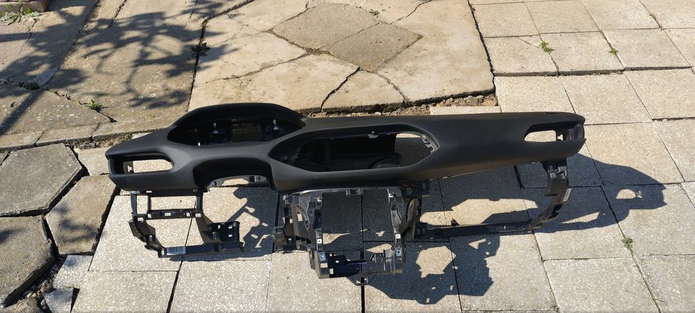 Части за Пежо 308 Т9