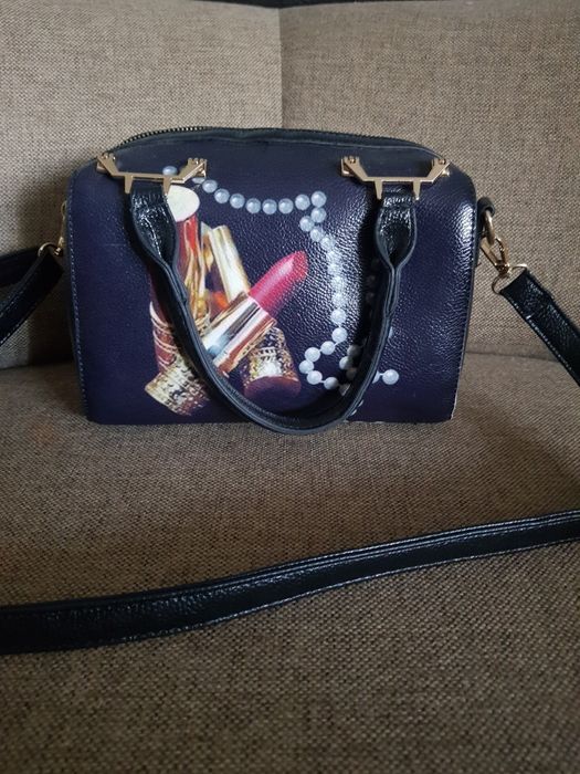 Сумка женская продам