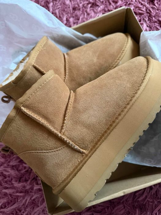 ugg mini maro 39