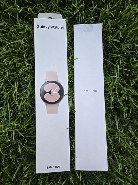 Смарт часовник Galaxy watch 4
