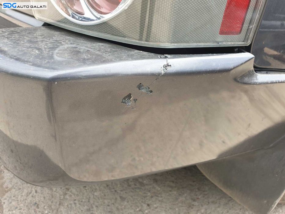Bara Spoiler Spate cu Locas Senzori Parcare cu Defect Land Rover Range Rover Vogue 2001 - 2009 Culoare 659/LAL Bonatti Grey Metallic [C7010]
