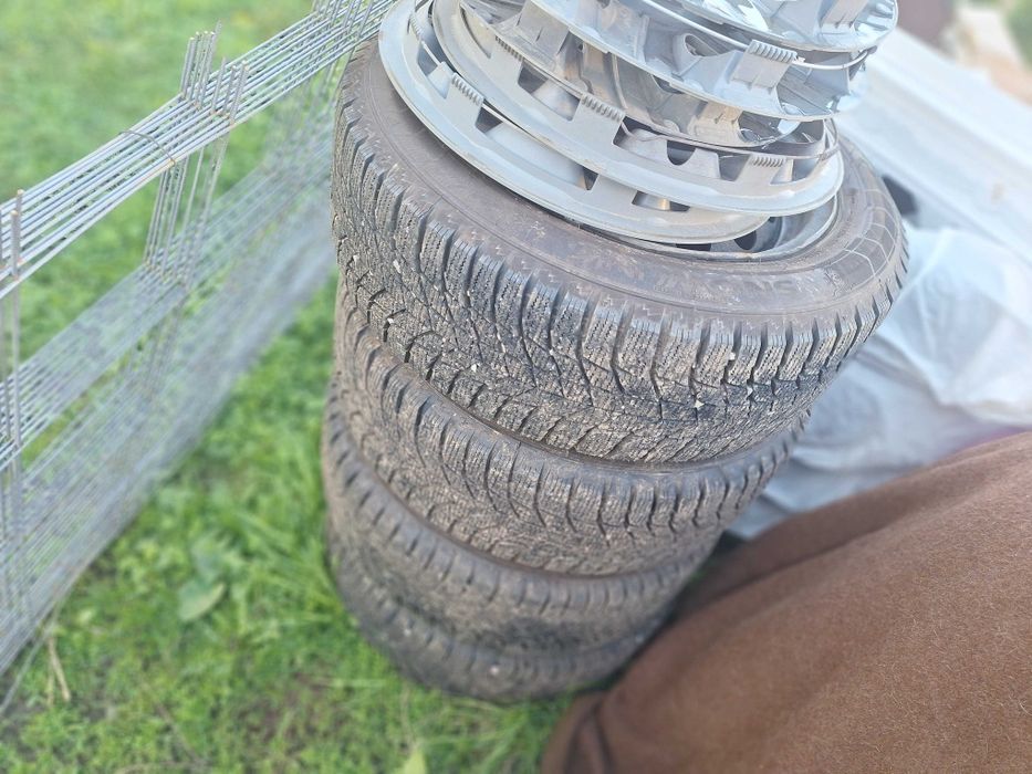 Автомобиль Пежо 408