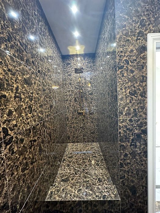 Продам квартиру на экспо 47 кв м