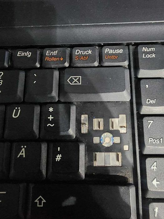 Ноутбук Lenovo G550 на запчасти Экран разбит