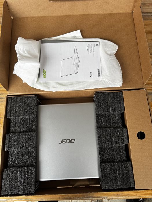 Noutbuk acer core i3