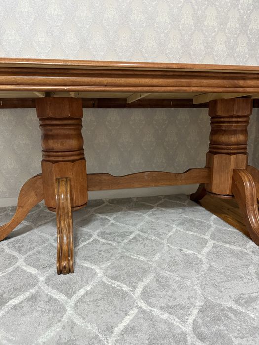 Стол сатылады калын жаксы