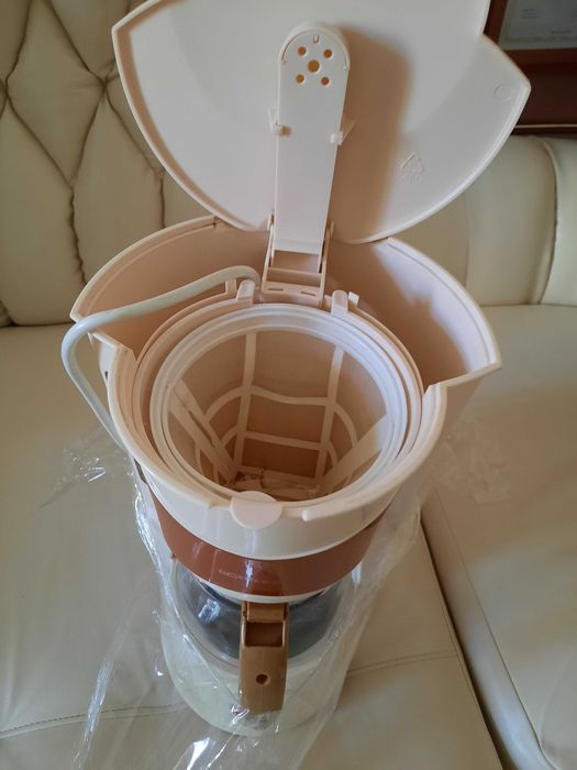 Продам кофеварку Scarlett