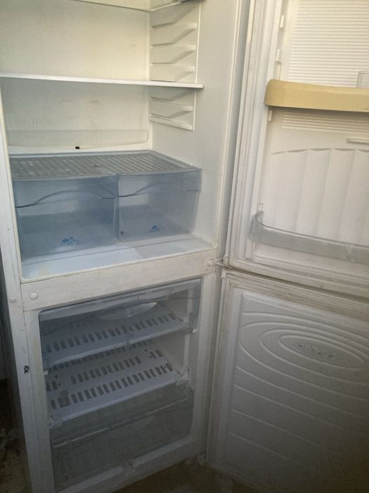 Продам холодильник