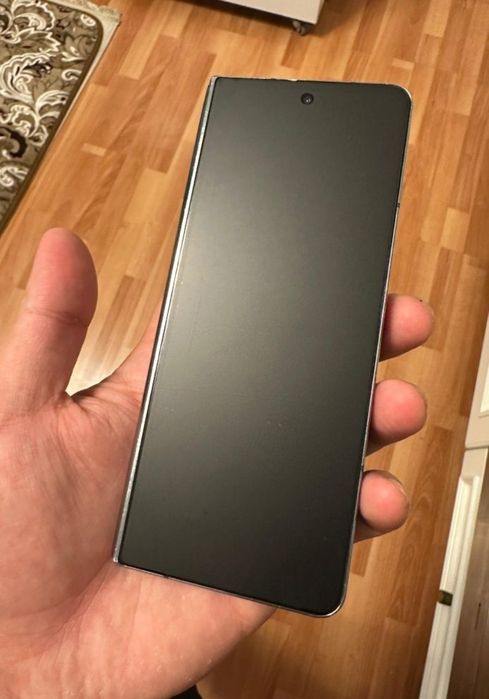 Samsung Z Fold 4
