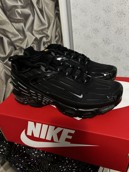 Vand Nike Air Max III TN , culoare negru complet ( All Black )