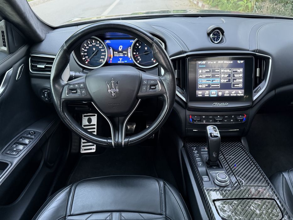 Maserati  Ghibli 2020 3.0d 275 Cp. 59.000km Extra full. Variante