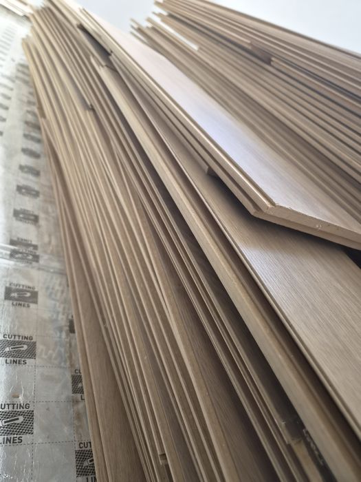Vand pachet laminat 39 mp, 12mm grosime, 2003x245mm