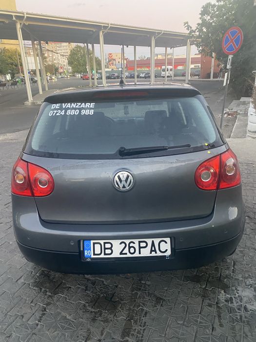 Vand WV Golf 5 foarte intretinut