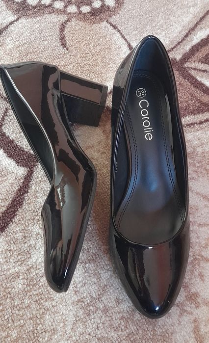 Дамски обувки-Carolie