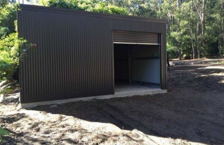 Garaje auto și case pe structura metalica