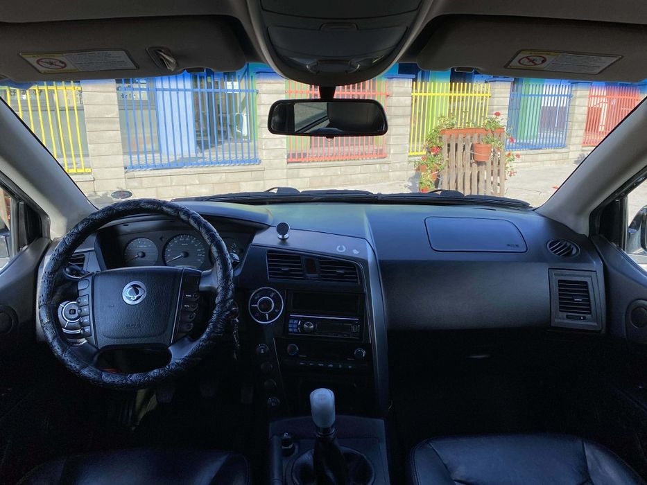 SsangYong Kyron 2010 2.0 Diesel – 4x4 la buton