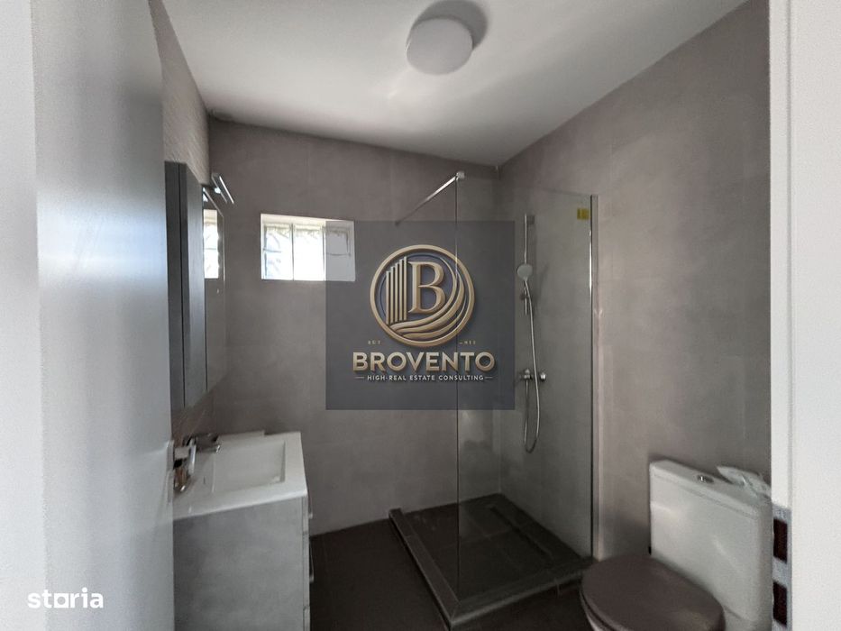 Casa tip bloc de apartamente - birouri