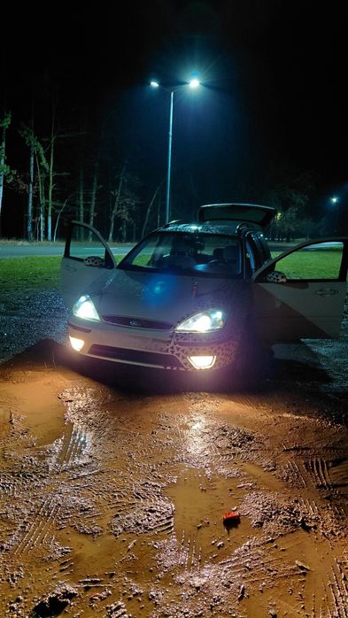 Vând ford focus mk1