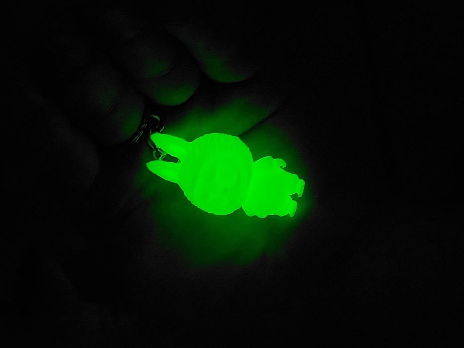Breloc fosforescent Labubu