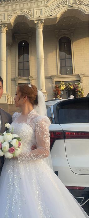 Свадебное платье