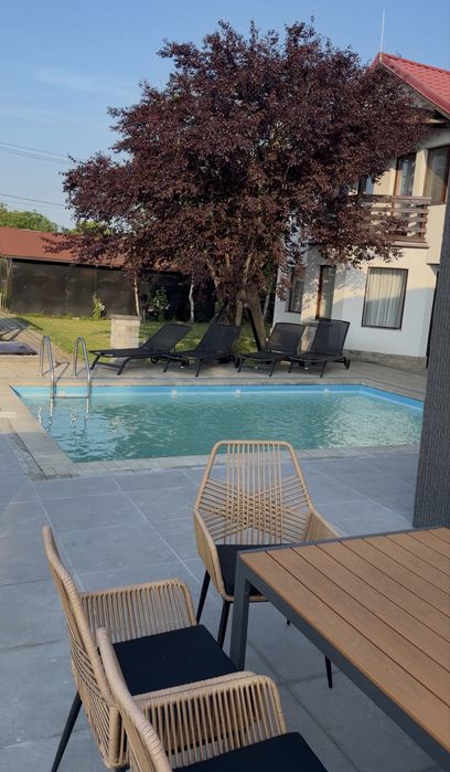 Vila petreceri, majorat, cununie, pe lac Snagov cu piscina si barca