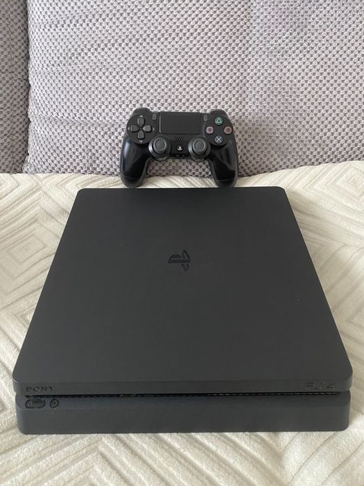 Продам PS4 slims