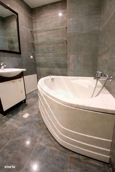 Apartament 3 camere, parcare subterana, Calea Dumbravii