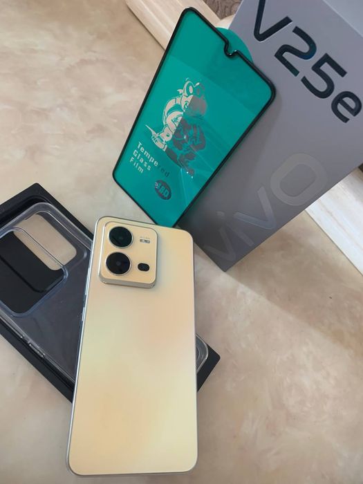 Vivo v25e .  zoʻr tel