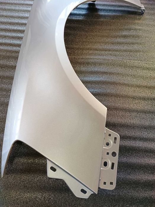 Aripa Vw Passat b6 Gri La7w