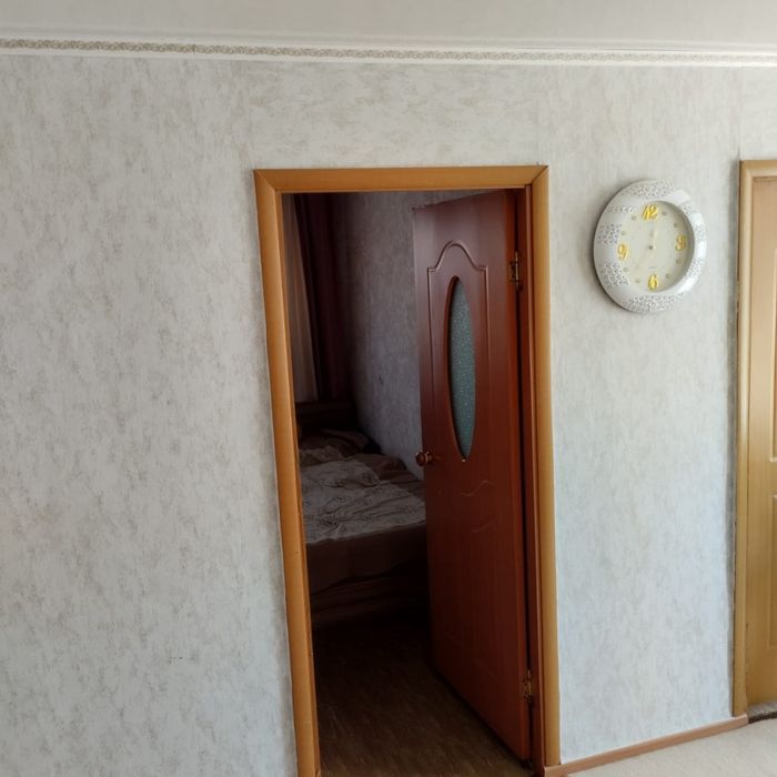 Продаётся 4 комнатная квартира