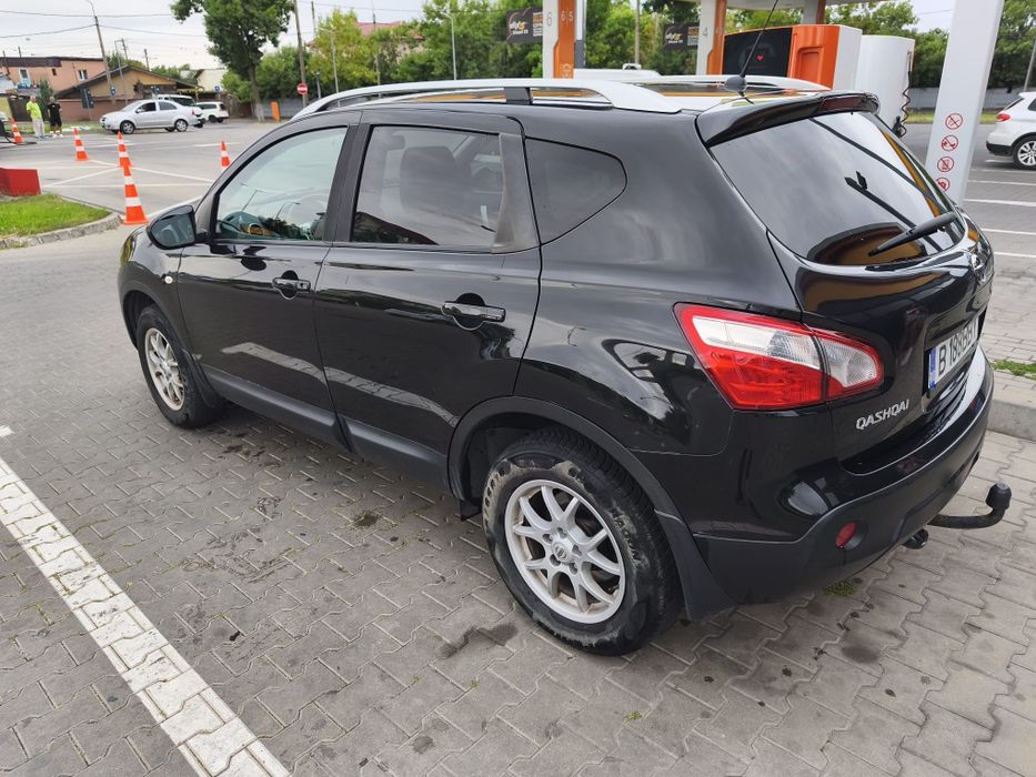 Nissan Qashqai – îngrijit, practic și plăcut la condus