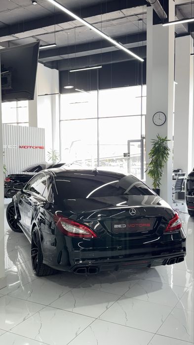 Mersedes benz cls 3L banan