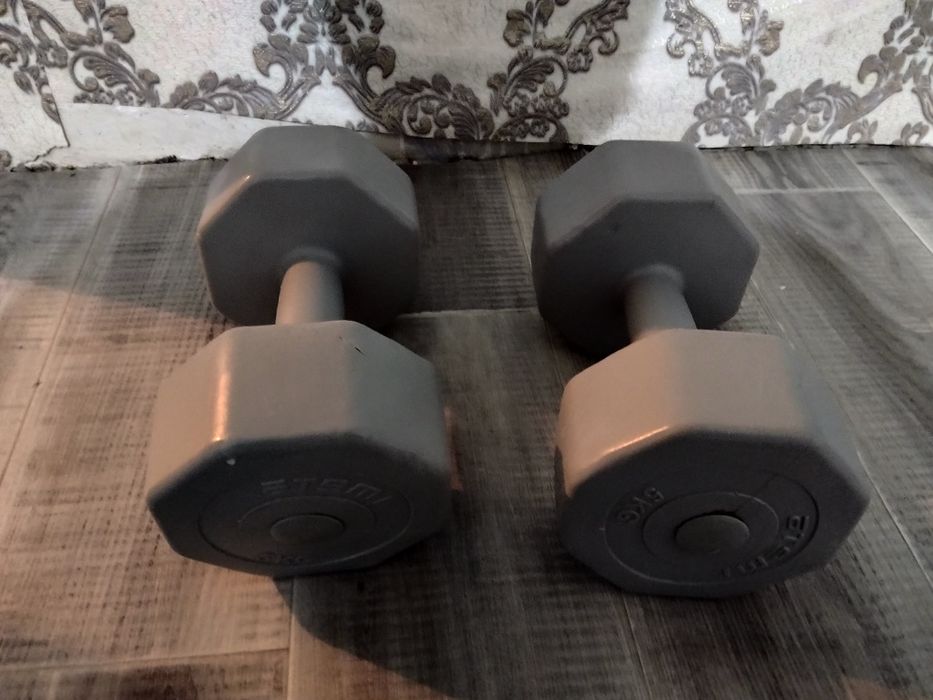 Гантели для спорта