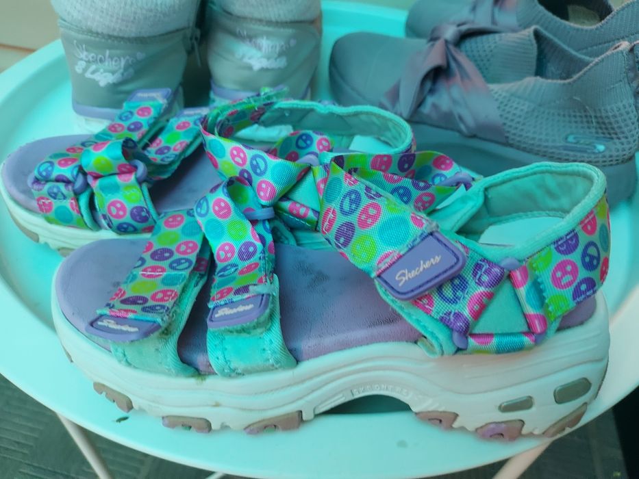 Кроссовки ботинки Sketchers для девочки 35 размер